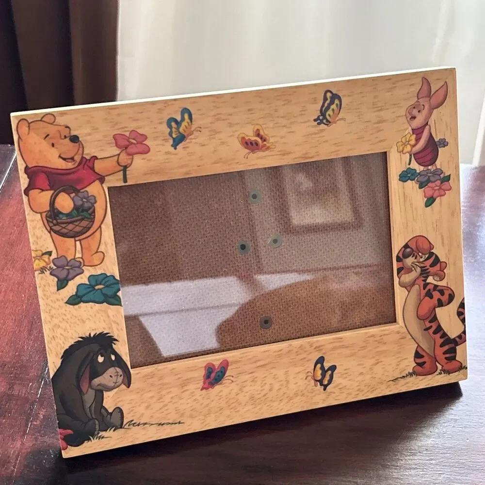 Vintage Winnie The Pooh Wooden Picture Frame-Winnie, Eore, Tigger, Piglet